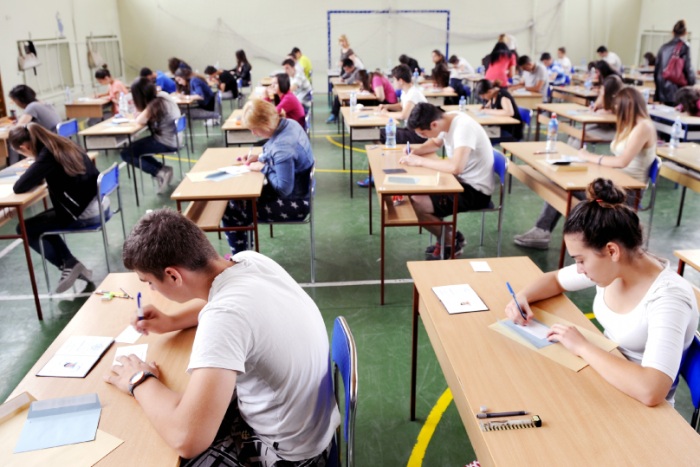 Endlich gibt es Gewissheit: Die schriftliche Matura startet Ende Mai. Foto: Shutterstock