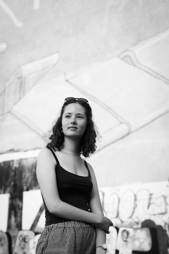 Carla, Maturantin am BG18 Klostergasse.