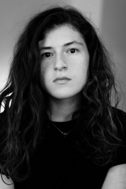 Ida, Maturantin am Akademischen Gymnasium Wien. Foto: Rosa Knecht