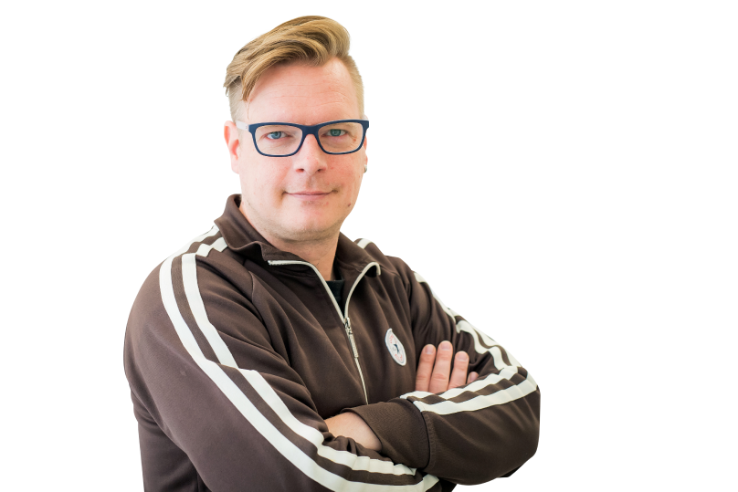 Faktenchecker Andre Wolf klärt mit Mimikama.at gegen Internetmissbrauch auf.