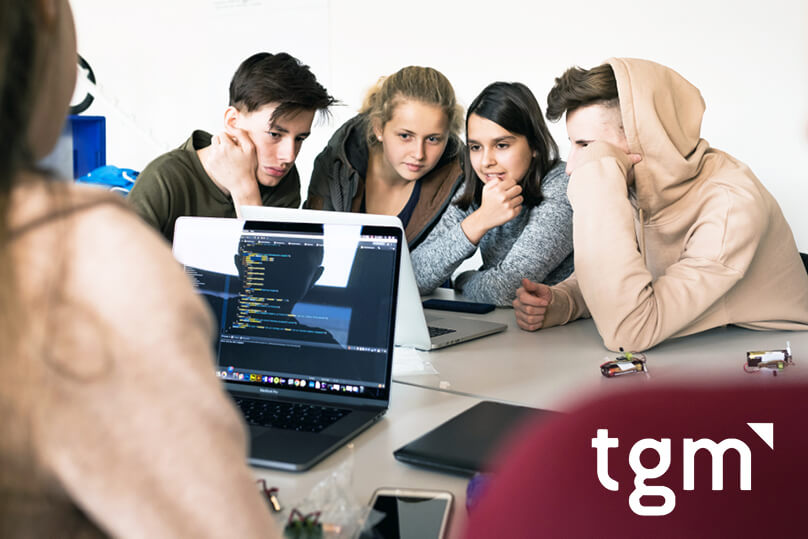 Hoelzel | Bildungsmagazin Was jetzt | Schüler/innen des TGM | © Robert Wimberger, Pixelpartners