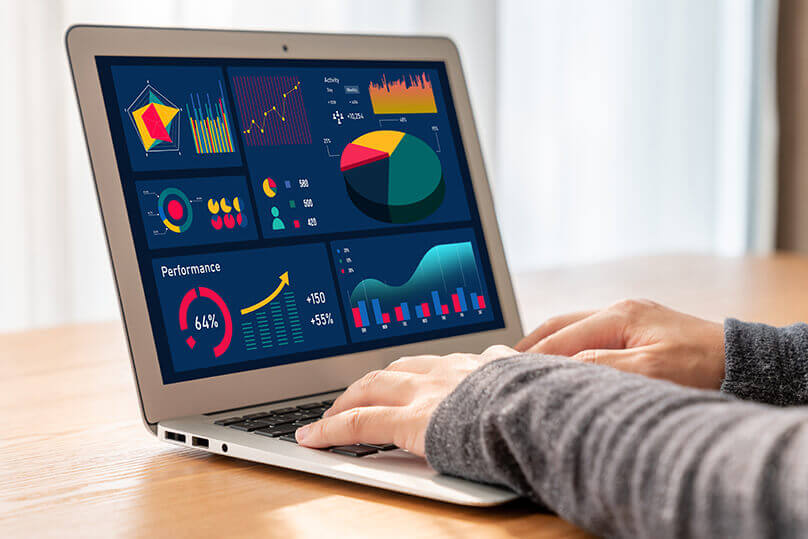 Hoelzel Journal | Business Intelligence | Power BI Desktop | Shutterstock | Blue Planet Studio